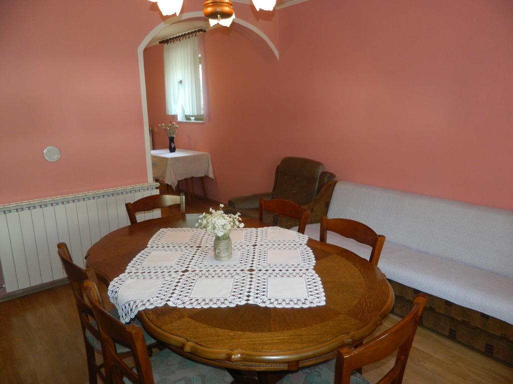 Vacation Home Kuca Za Odmor クラスノ・ポーイエ エクステリア 写真